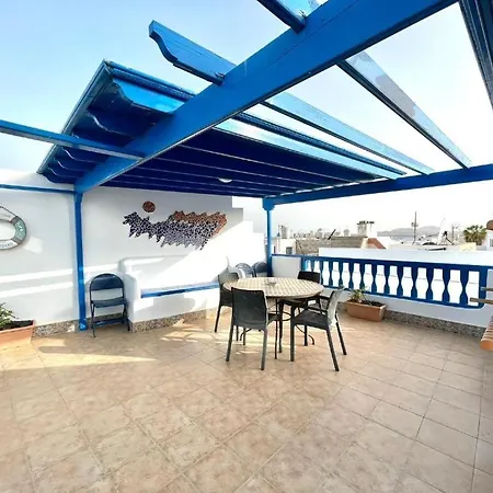Timanfaya Apartment, Wifi, Sea Views,punta Mujeres Punta Mujeres