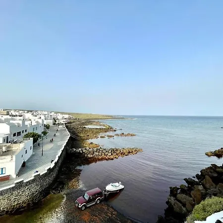 Apartamento Timanfaya Apartment, Wifi, Sea Views,punta Mujeres *