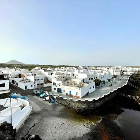 Apartamento Timanfaya Apartment, Wifi, Sea Views,punta Mujeres Punta Mujeres