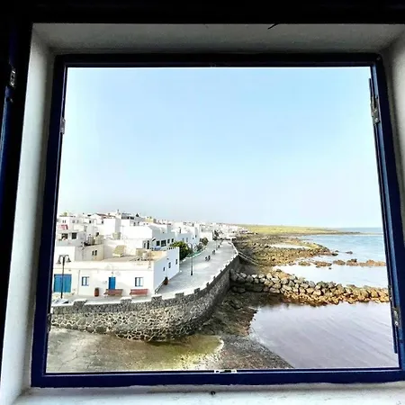 Apartamento Timanfaya Apartment, Wifi, Sea Views,punta Mujeres