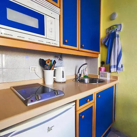 Timanfaya Apartment, Wifi, Sea Views,punta Mujeres