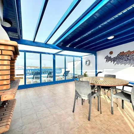 Timanfaya Apartment, Wifi, Sea Views,punta Mujeres
